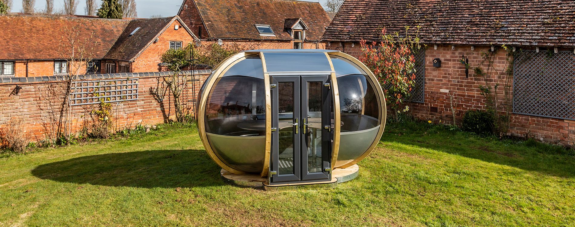 Ornate Garden Medium Oval House Garden Pod