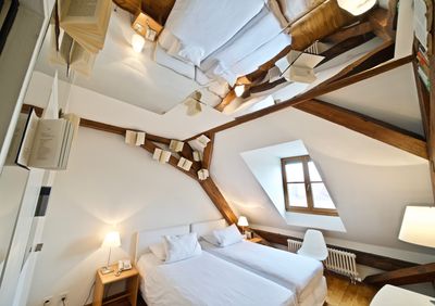 Hotelzimmer Kunsthotel Teufelhof Basel _6.jpg