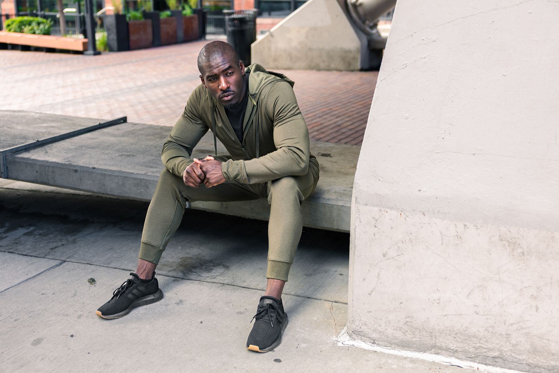 MENS ATTIS JACKET AND JOGGER IMAGE 2.jpg