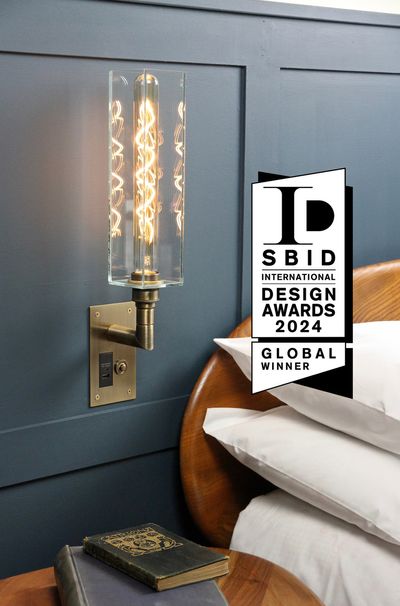 Focus SB Ambassador Wall Light Antique Brass Finish