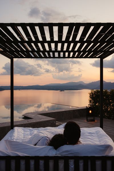 Alex_Moling_web_sky_pool_suite_deluxe_8.jpg