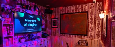 Slider Banner - Molly MC's .jpg