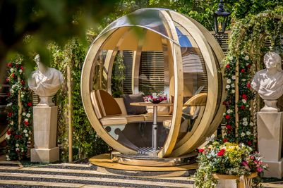 Ornate Garden Rotating Lounger Garden Pod