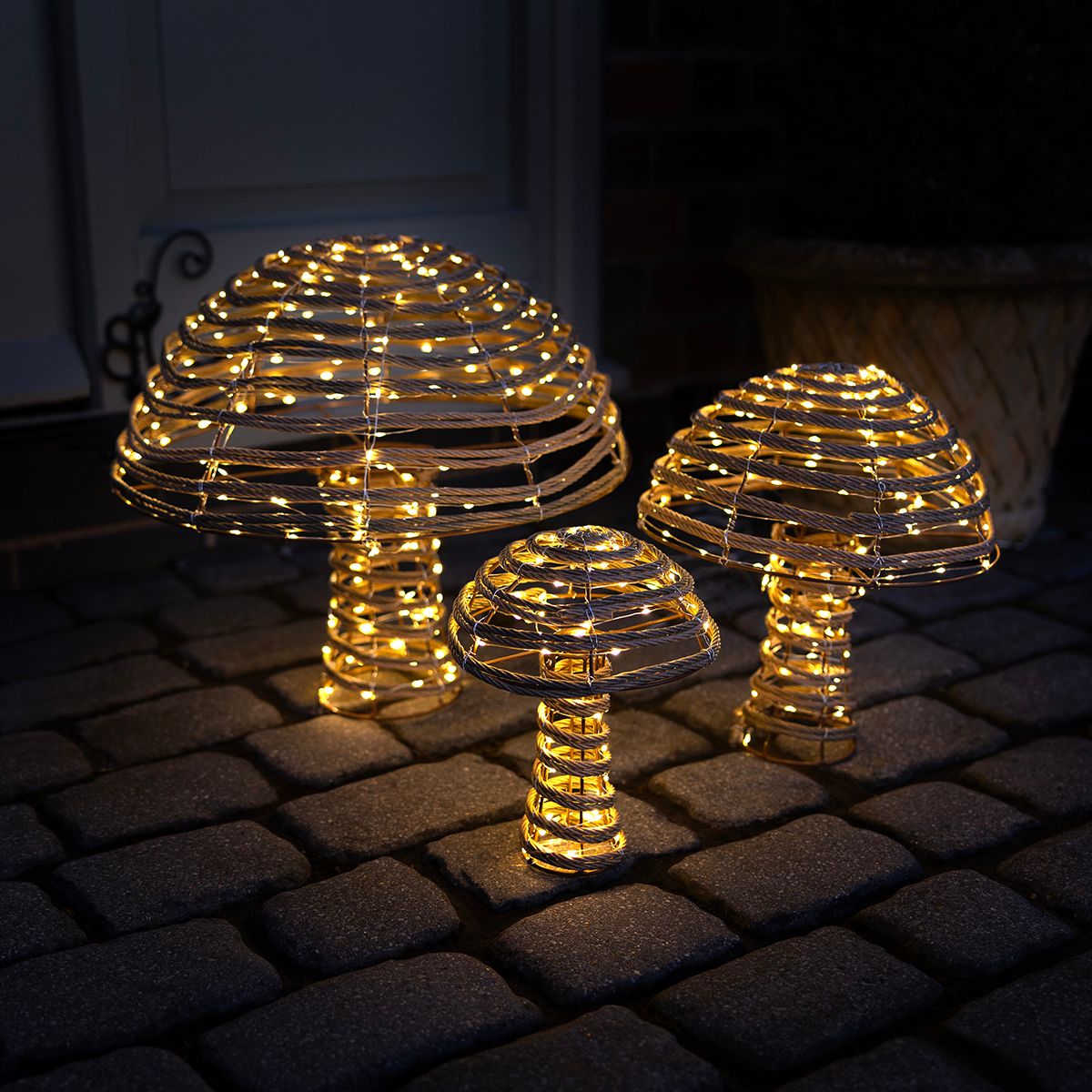 Rattan light up mushroom