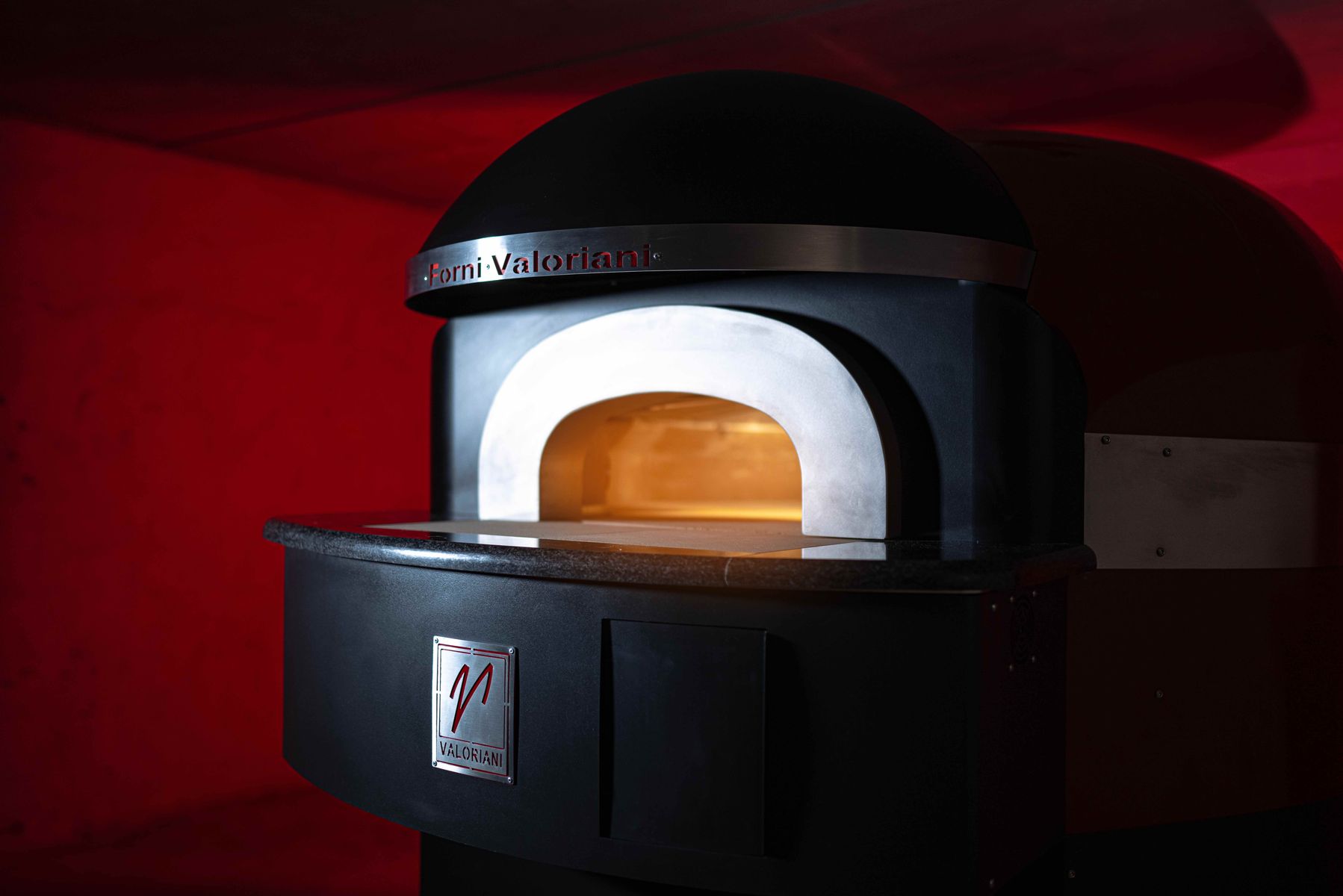 The new Maximo commercial electric pizza oven - the first-ever electric oven from Tuscan pizza oven specialists, Valoriani.