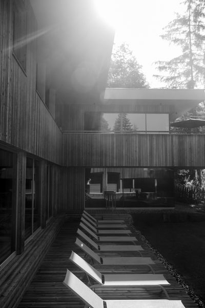 _7810143-2.jpg