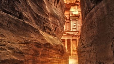 Petra_Jordan_dreamstimem36109767[1].jpg