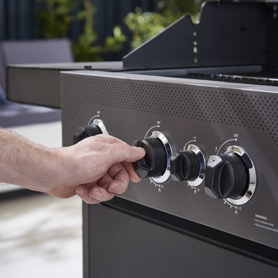 T978501 Tower Stealth Three Burner BBQ-2.jpg