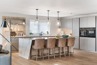 Perfect-Stays-Owls-kitchen.jpg