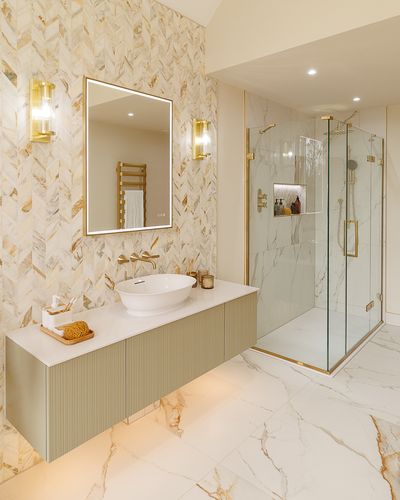 ARYSTO Ten | Hinge Door And Inline Panel With Side Panel  (Brushed Brass)