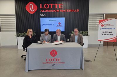 BAL Lotte (Signing).jpg