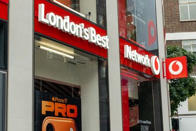 Vodafone Oxford Street - iPhone 17 - 26.jpg