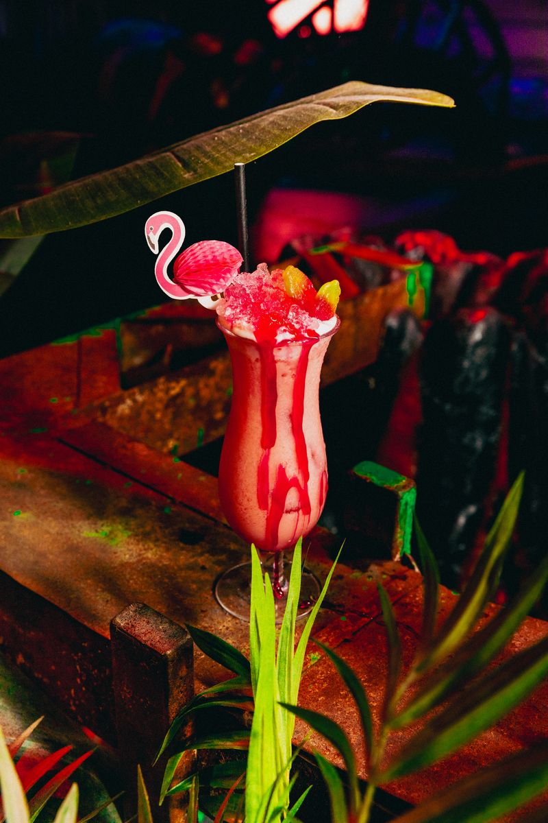 PINK FLAMINGO