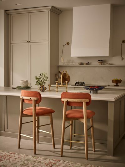 Layla Barstool in Rust