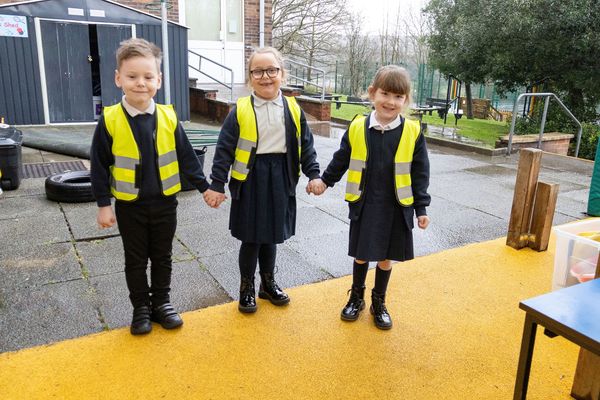 Miller Homes donation of Hi-vis vests to St Stephen's Primary School 