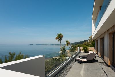 Perfect-Stays-Sea-Edge-exterior-1.jpg