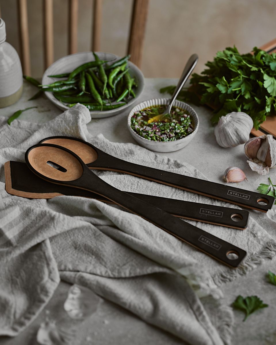 Stellar Form Ware_1405IG Post - GourmetglowSuze Morrison Gourmetglow 1.jpg