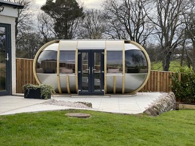 Ornate Garden Large Oval House Garden Pod