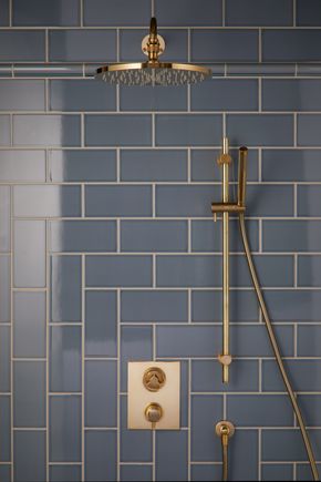 Montero Round Shower Rose