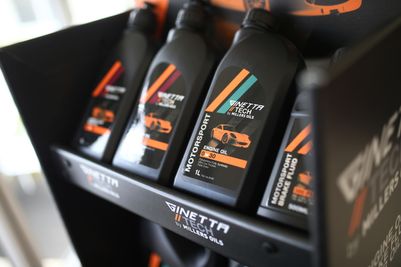 Millers Oils Ginetta 3.jpg