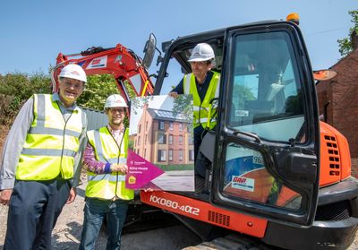 Akins House (L-R) Framework CEO Andrew Redfern, DHP Family MD George Akins and former rough sleeper Danny Duvall_.jpg