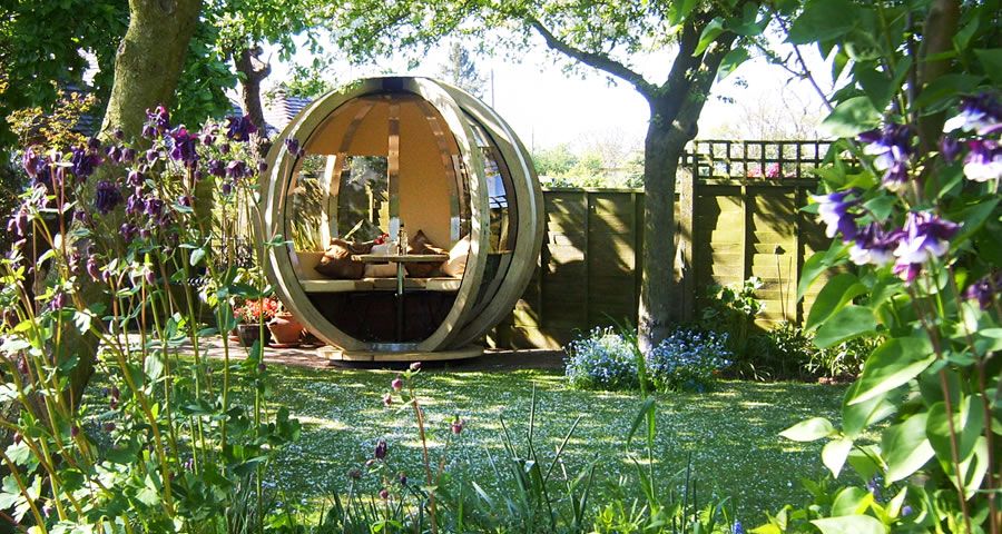 Ornate Garden Rotating Lounger Garden Pod