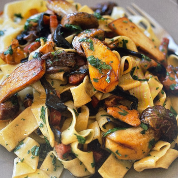 Tagliatelle with Mushroom and Pancetta 