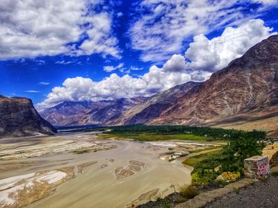 Shigar_Pakistan_dreamstimem125169408.jpg