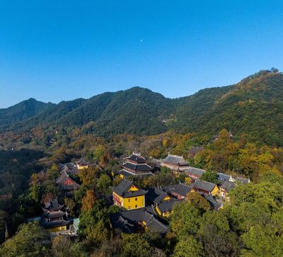 Lingyin Temple (7).jpg
