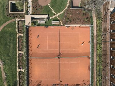 Tennis von oben-upscale-72.jpg