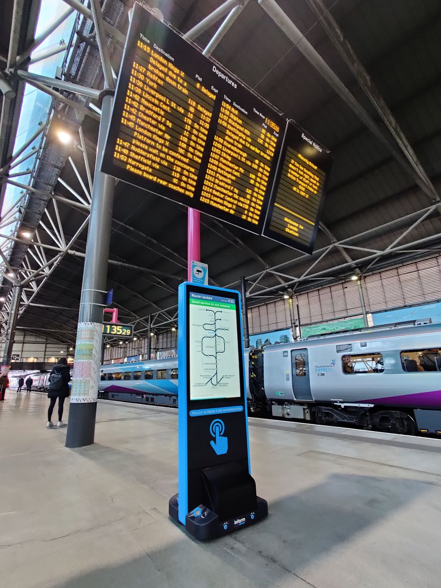 Copy of Inform totem at Leeds station 2.jpg