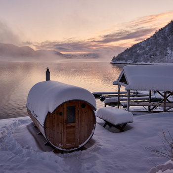 Reclaim Yourself Retreats in Norway sunrise sauna (1).jpg