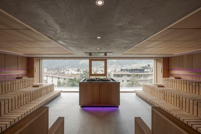 Feldhof_Panoramic Sauna3.jpg