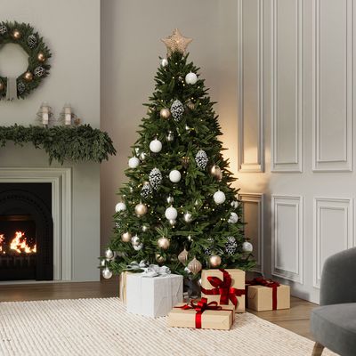 Charles Bentley 6ft Faux Nordic Spruce Hinged Christmas Tree