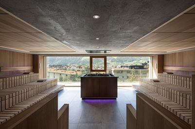Feldhof_Panoramic Sauna1.jpg