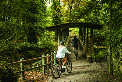 Cycling in Lausanne - nature
