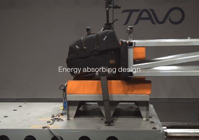 Short Video Content of its Maeve Car Seat in Crash Test Scenario 