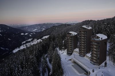 FORESTIS-Aussenansicht-Winter-4.jpg