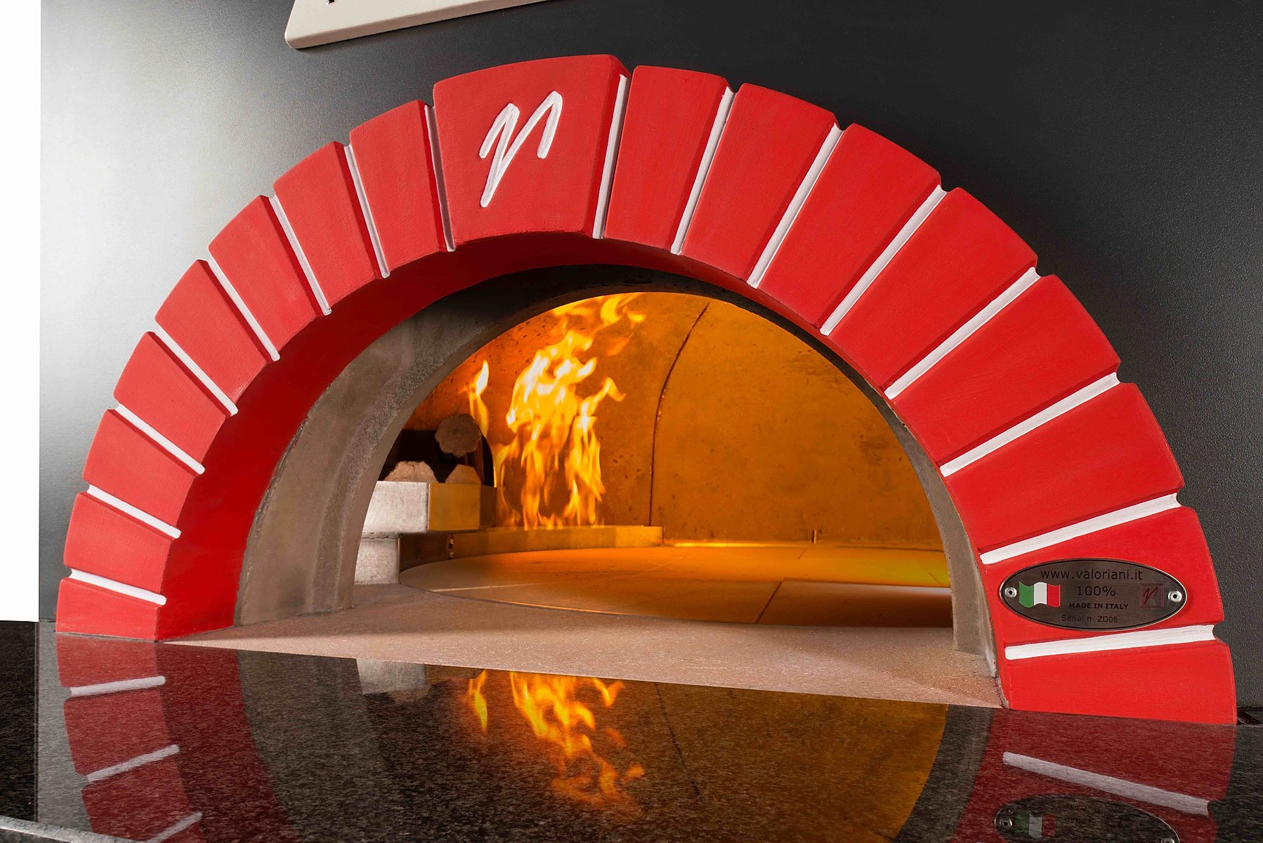 The Rotativo rotating, restaurant-grade pizza oven from Valoriani UK