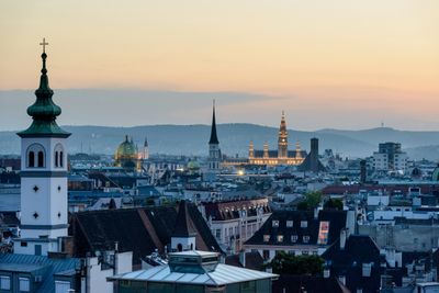 Credit Jacek Dylag [Unsplash] - Vienna.jpg