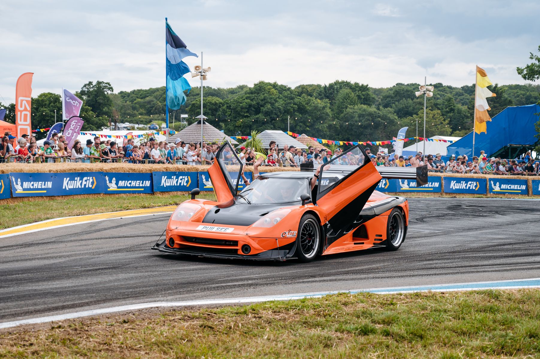 CarFest South - Track Shows
