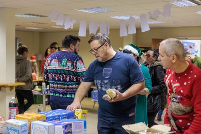 0036_miller_homes_storehouse_project_christmas_hampers.JPG