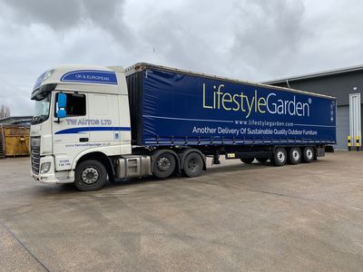 LifestyleGarden's new lorries hit the road.JPG