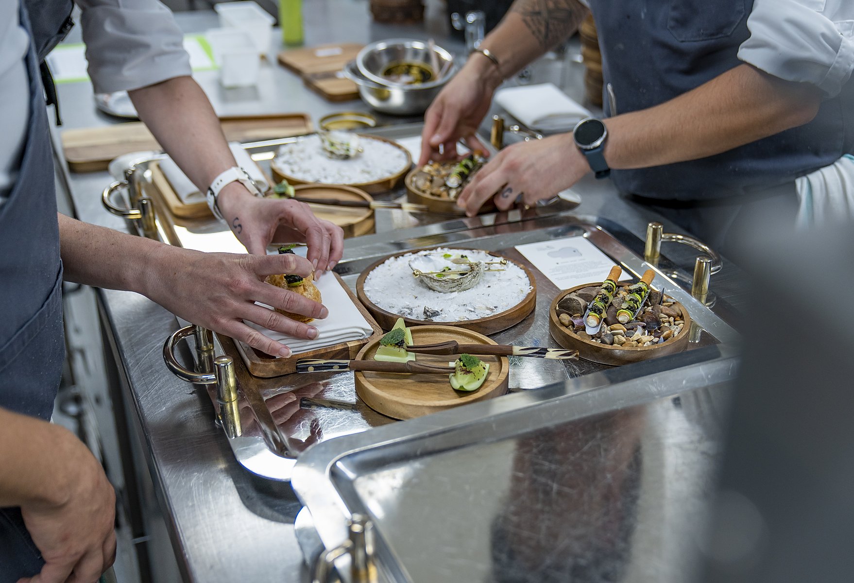 Restaurant-Interlude-bts-Justin-Lewis-kitchen (102).jpg