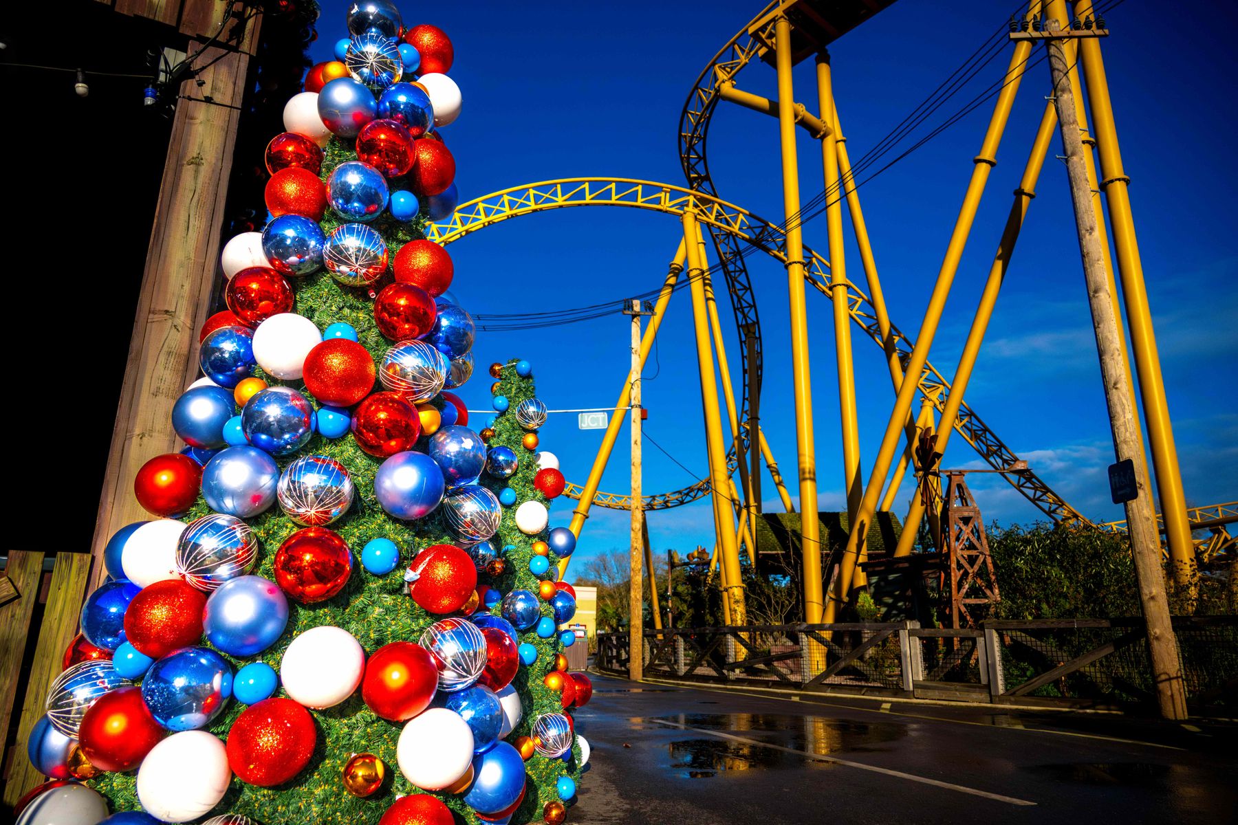 Christmas at Paultons Park_Storm Chaser.jpg