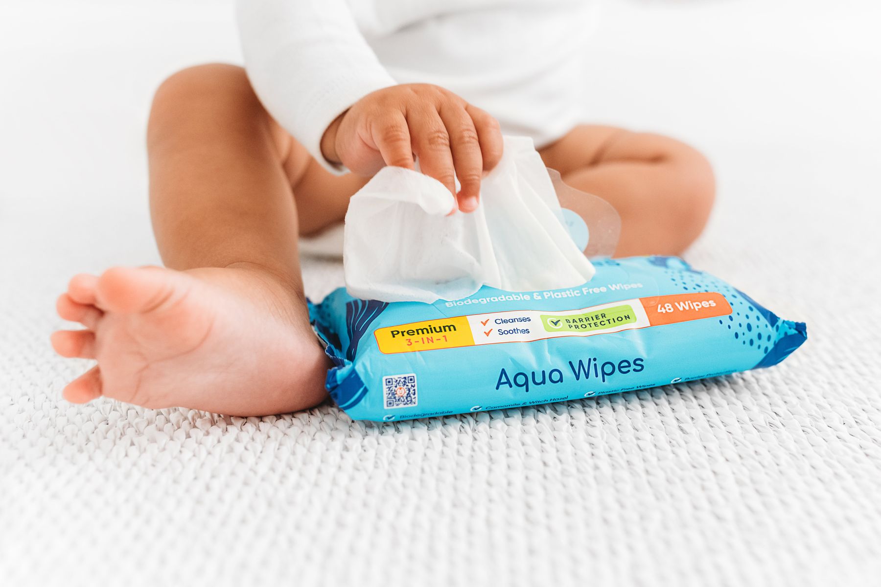 NEW Premium Aqua Wipes 3-in-1 clean, soothe and protect with kindness.