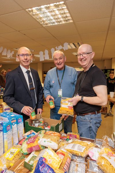 0029_miller_homes_storehouse_project_christmas_hampers.JPG