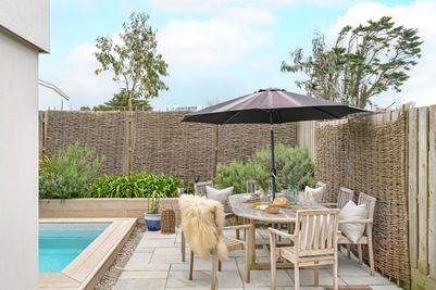 Perfect-Stays-One-Trenoweth-swimming-pool-3.jpg