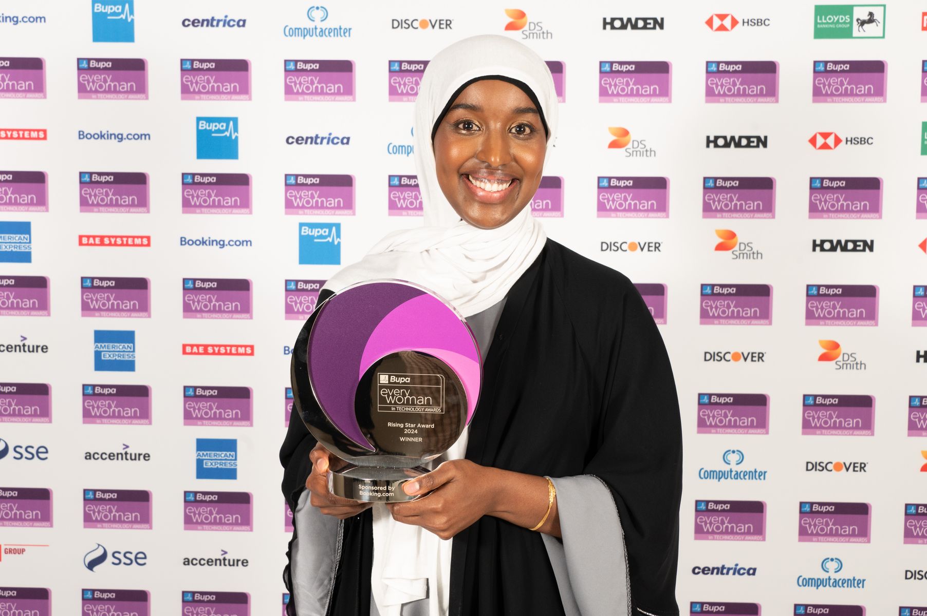 Hafsa Hersi, winner of the Rising Star Award at the 2024 Bupa everywoman in Technology Award