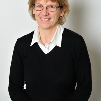 Linda Crichton_04.jpg